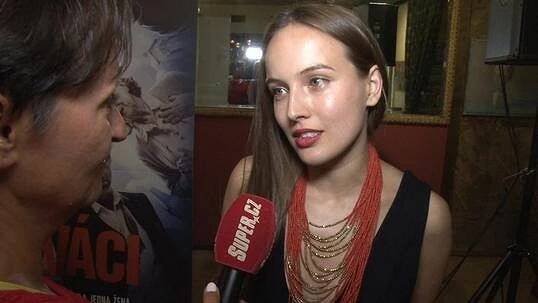 Něžná Tereza Voříšková si zahrála nahou scénu a má kresbu přes celá záda: Podívejte se na to