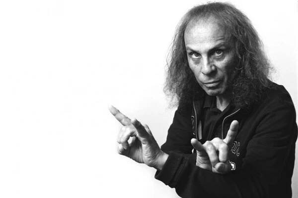 DIO DISCIPLES oživují Ronnieho jako hologram. Vypadá takhle budoucnost rocku? | Spark Rock Magazine