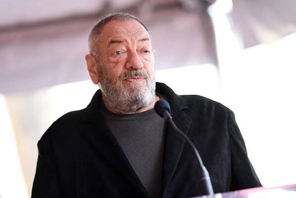 Law & Order creator Dick Wolf implores UPenn president to quit