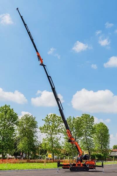 Jekko – Articulated Crawler Crane | JF545