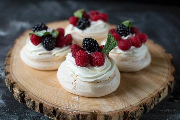 Fantastické dortíky mini Pavlova podle Maršálka: Mistr umí ty nejlepší
