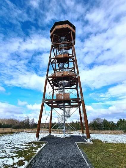 Areál a rozhledna Vrchbělá | TuristickaMapa.cz