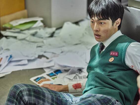 Lee Cheong-san (Yoon Chan-young) - Meet the Zombie-Fighting Teens of ‘All of Us Are Dead’