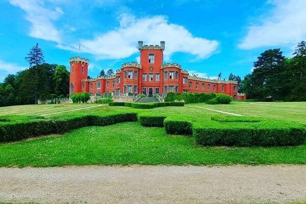 Hrady a zámky Pardubice a okolí - Vyletnik.cz