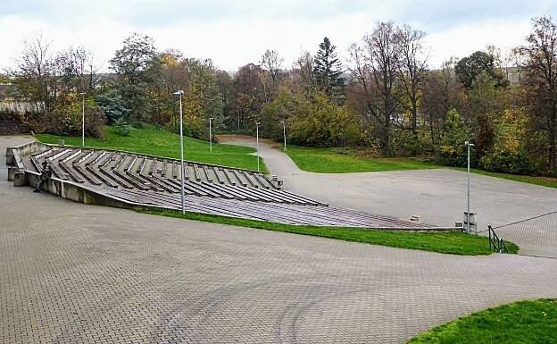 Fotogaléria • Amfiteátr Plaza (Amfiteáter, letný kultúrny areál) • Mapy.com