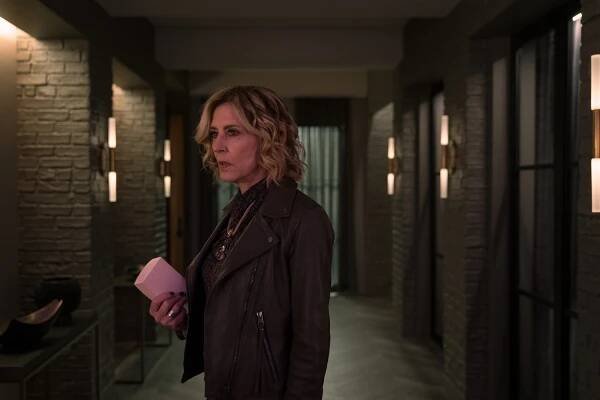 Christine Lahti - Actress