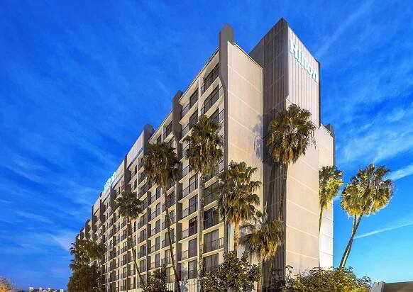 Hilton Irvine/Orange County Airport Hotel Exterior photo