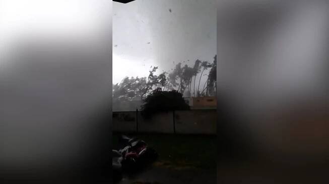 U oka tornáda i děsivé následky. Videa z ničivé smršti obletěla Česko