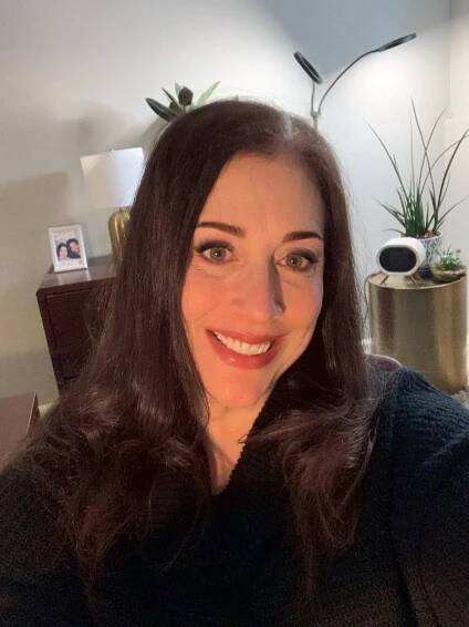 Rachel Miller Selfie.jpg