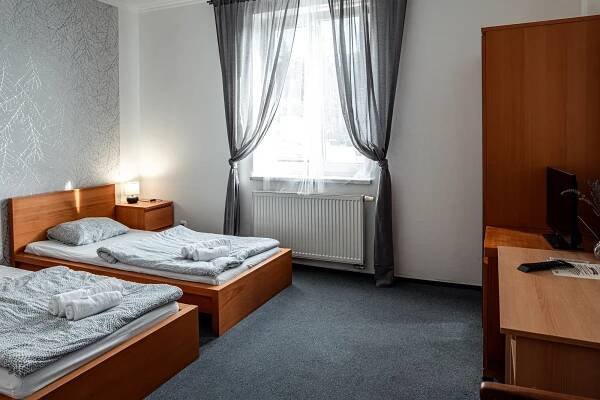 Vysočina: Havlíčkův Brod v Penzionu Hurikán *** se snídaněmi či polopenzí, dětským hřištěm a slevou do Pekla