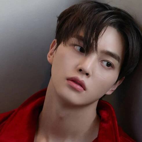 Song Kang 44