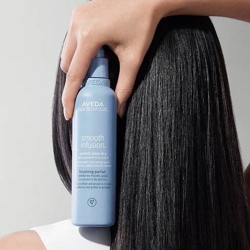 Aveda Smooth Infusion™ Perfect Blow Dry uhlazující sprej na fénování proti krepatění