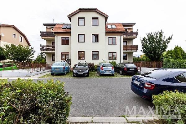 Pronájem Byt 3+kk, Mezi Domy, Jesenice, okres Praha-západ
