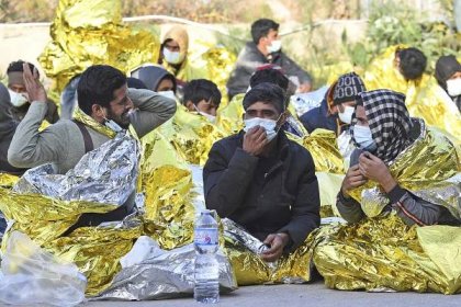 Itálie nezvládá nápor tisíců migrantů. EU chce přerozdělovat do dalších zemí