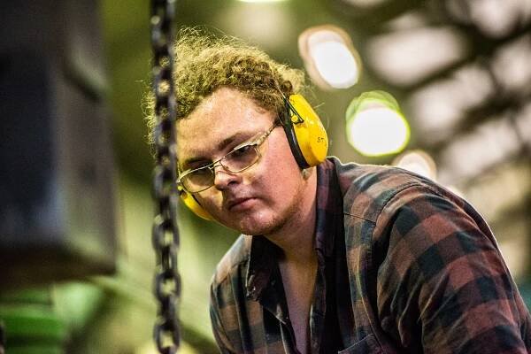 Jonathan Oakes Photographer - AT THE FORGE