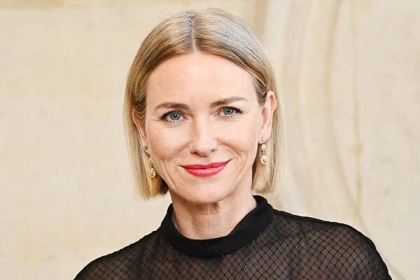 Naomi Watts Recalls ‘Spiraling Out of Control’ After Experiencing Menopause Symptoms at 36