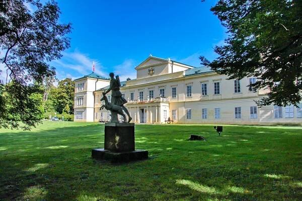 Fotogalerie • Statue of Diana in Lázně Kynžvart (Statue) • Mapy.com