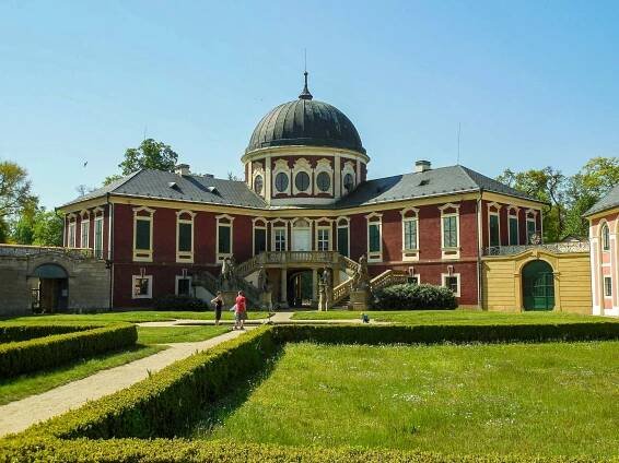 Zámek Veltrusy - Veltrusy, Střední Čechy