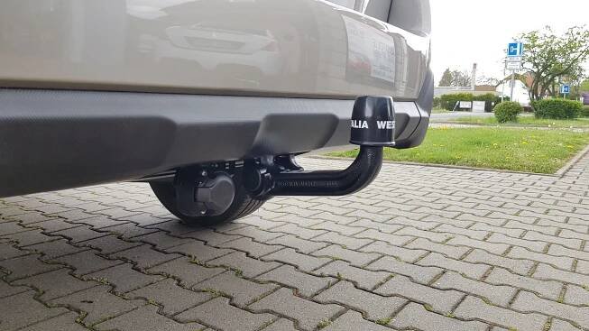 Subaru Outback - tažné zařízení-vertikální bajonet Westfalia + 13pinová přípojka - fatomas.cz