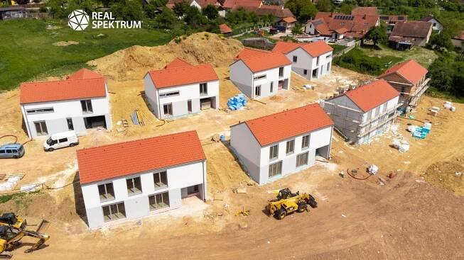 Prodej nadstandardní novostavby rodinného domu 5+kk s pozemkem 616 m2