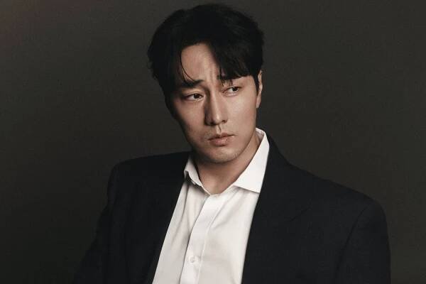 So Ji-sub Headlines Upcoming Webtoon-Based Drama ‘Manager Kim’
