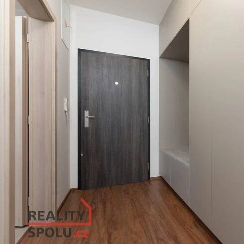 Pronájem byty 1+kk, 34 m2 - Opava - Předměstí