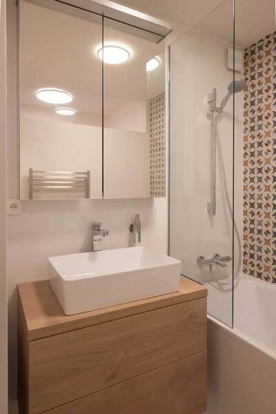 REKONSTRUKCE PANELÁKOVÉHO BYTU 3+1 S DESIGNÉRKOU FLEISCHNEROVOU | CZECH DECO TEAM