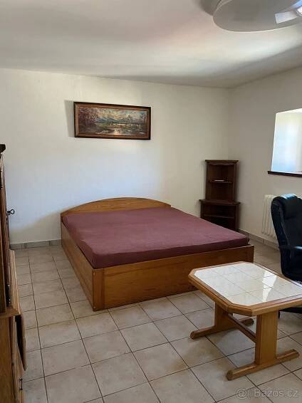 Pronájem bytu 1+1 30 m², Husova, Kutná Hora, Středočeský kraj