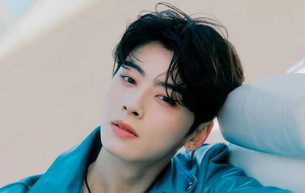 Cha Eun Woo se bude v novém romantickém fantasy seriálu bát psů a možná i polibků