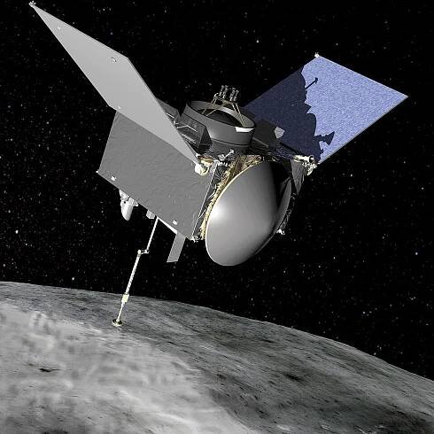 An artist's impression of OSIRIS-REx at Bennu. Image: NASA / Goddard Space Flight Center.