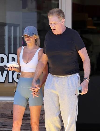 FOTO: David Hasselhoff má v manželce oporu. – stránka 7