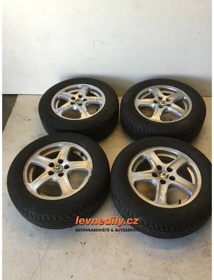 Sada Alu Kol Škoda Octavia 1 6jX15H2 ET38 5X100