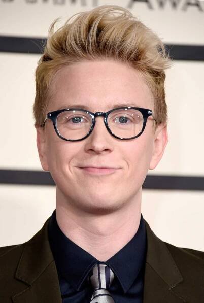 The 57th Annual GRAMMY Awards - Red Carpet