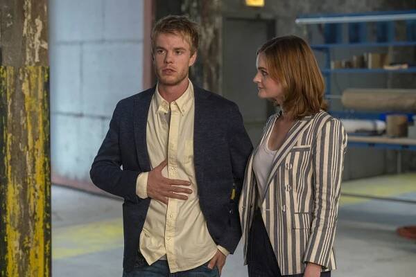 Dash Mihok, Kerris Dorsey - Ray Donovan - Faith. Hope. Love. Luck. - Z filmu
