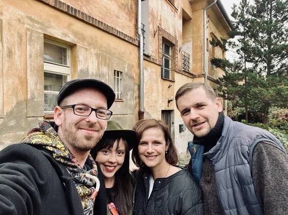 Dětské hvězdy Pelíšků po 25 letech: Hřebejk zveřejnil foto, jak dnes vypadají