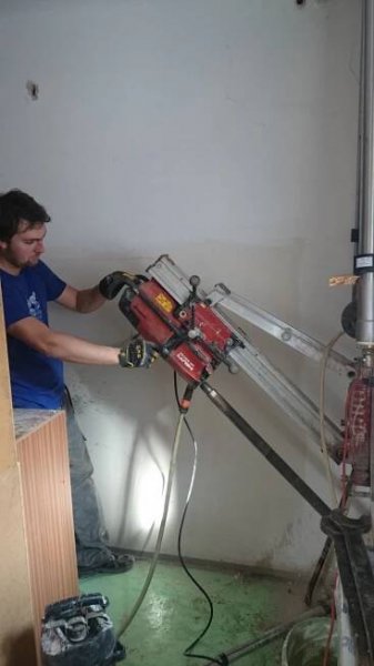 Jádrové vrtání a řezání betonu | BZ-RENT 