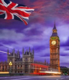 Big Ben v barevné večera v Londýně, Anglie, Velká Británie — Stock obrázek