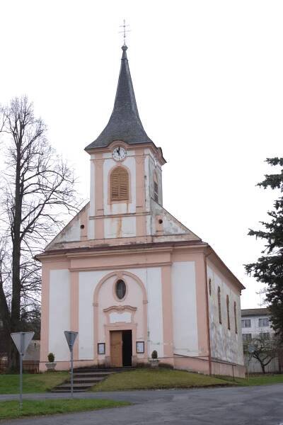 Soubor:Hlavňovice, kostel.jpg – Wikipedie
