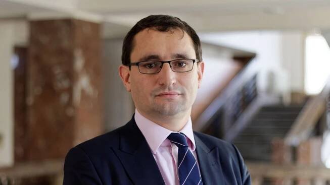 CR HOSPODARSTVI SPRAVA MF PERSONALNI 943