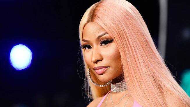 Nicki Minaj Did Her Own Makeup and Showed It Off on Instagram — See Video