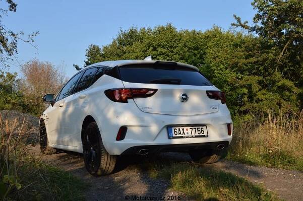 TEST: Opel Astra Hatchback 1.6 TURBO