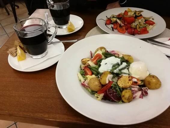 Radniční restaurace a pivotéka foto 4