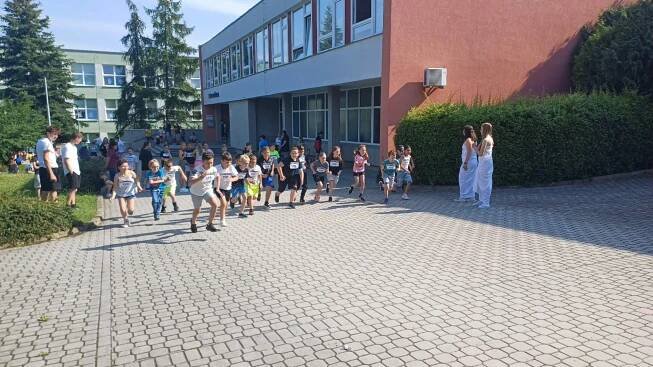 Olympijský běh 18.6.2025 - ZŠ LOUNY, ŠKOLNÍ 2426