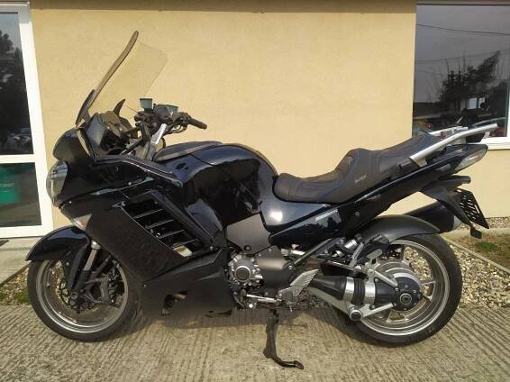 Kawasaki GTR 1400