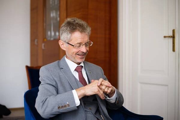 Taky jsem čekal, že toho dokážeme víc, hodnotí vládu Vystrčil — Deník N