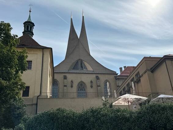 Klášter Benediktinů Na Slovanech - Emauzské opatství (NKP) - Praha 2