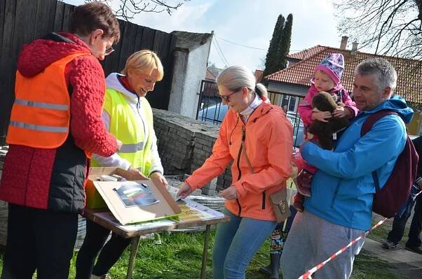 Burza a trhy všeho zboží 30.4.2023 - Oficiální stránky městys Rokytnice nad Rokytnou