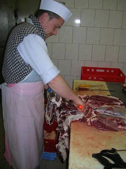 Řezník Klouček miluje maso a sladké. Na masožravce prý přeučí i vegetariány