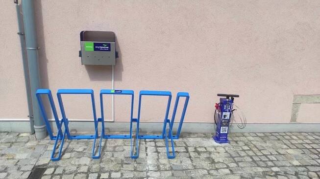 Nabíjecí stanice pro elektrokola Kulturní zařízení Města Počátky – Powerbox.one