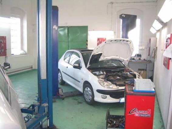 ANERA spol. s r.o. prodej ojetých vozů, autolakovna, autoservis